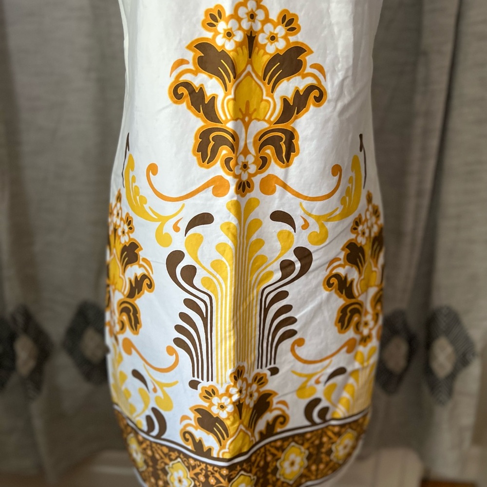 Dress - Picture 5 of 5